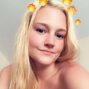 Meet your Posher, Kelcie